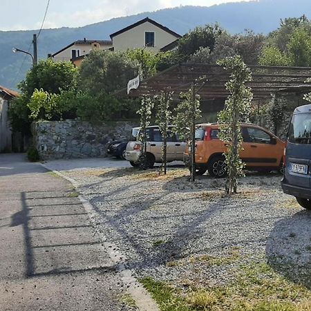 Apartamento Contrada casa vacanze Vado Ligure Exterior foto